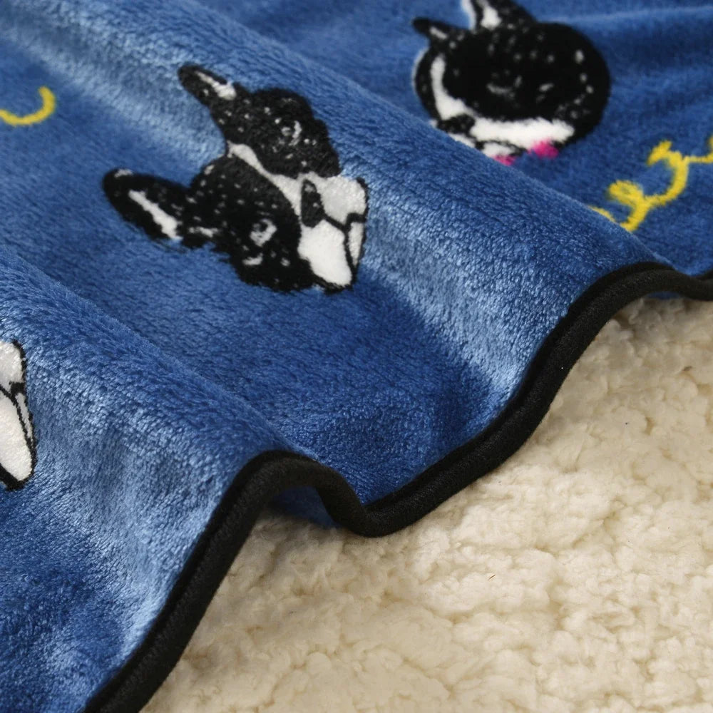 Warm Pet Bed Mats Cover Towel Cat Dog Soft Coral Fleece French Bulldog Blankets for Small Medium Large Dogs Winter Pet Products