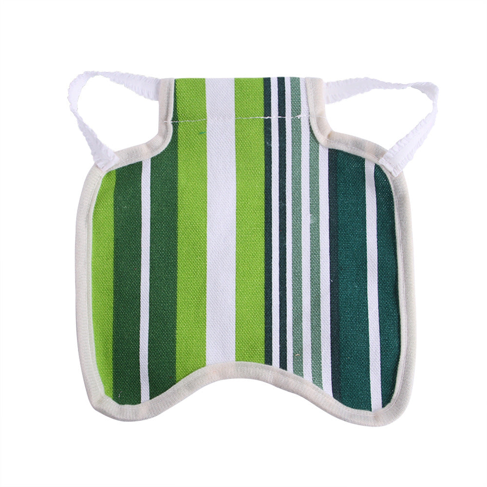 Cross-border new manufacturers direct supply chicken clothes pet vest palatable lace clothes chicken duck goose back