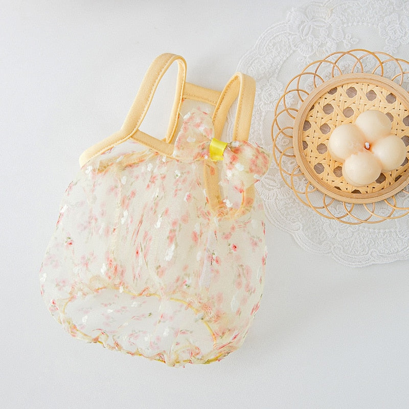 Spring and Summer Dog Clothes Floral Organza Pet Sling Puppy Cat Thin Breathable Vest Pet Fashion Two-legged Clothes