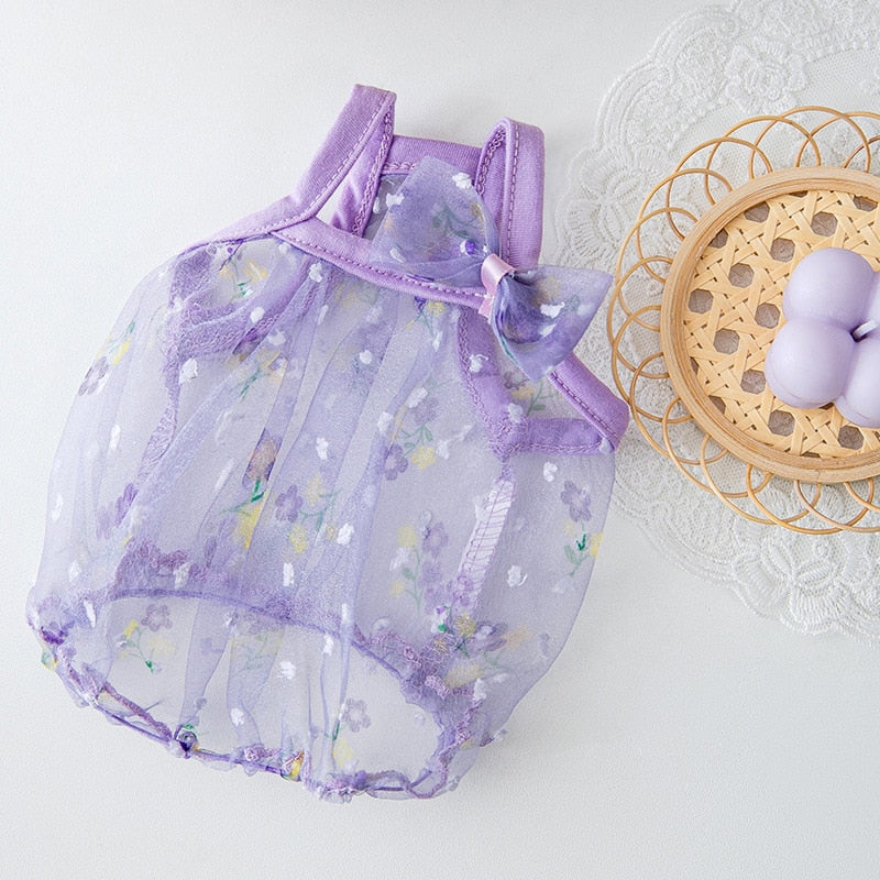 Spring and Summer Dog Clothes Floral Organza Pet Sling Puppy Cat Thin Breathable Vest Pet Fashion Two-legged Clothes